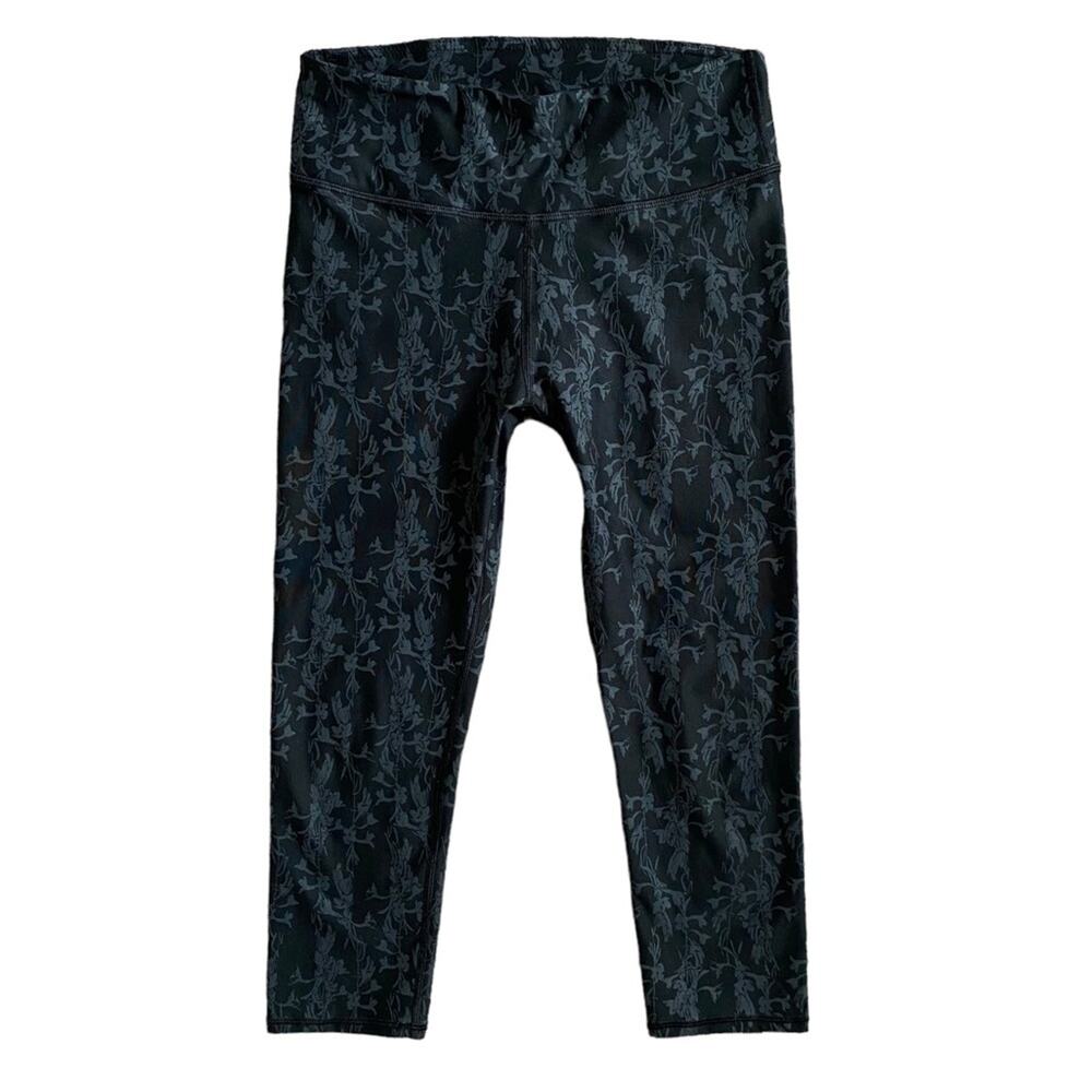 FABLETICS Black Floral Mid-Rise Cropped Activewear Leggings Size Small Athletic